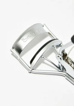 Budget 🥰 The Creme Shop Lash Out The Eyelash Curler 🔥 5 The Creme Shop Lash Out The Eyelash Curler