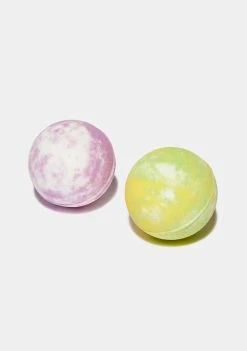 The Creme Shop Hello Kitty Hello Fizzy Scented Bath Bomb Duo Eucalyptus & Lavender Face & Body